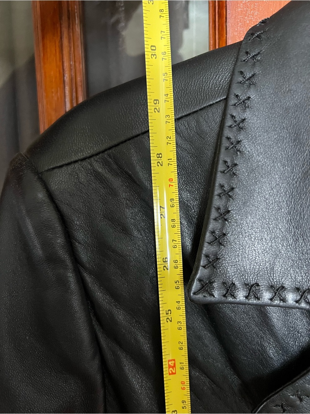 Beautiful Stitching Detail Black Leather Button Blazer Style Jacket - Picture 7 of 11